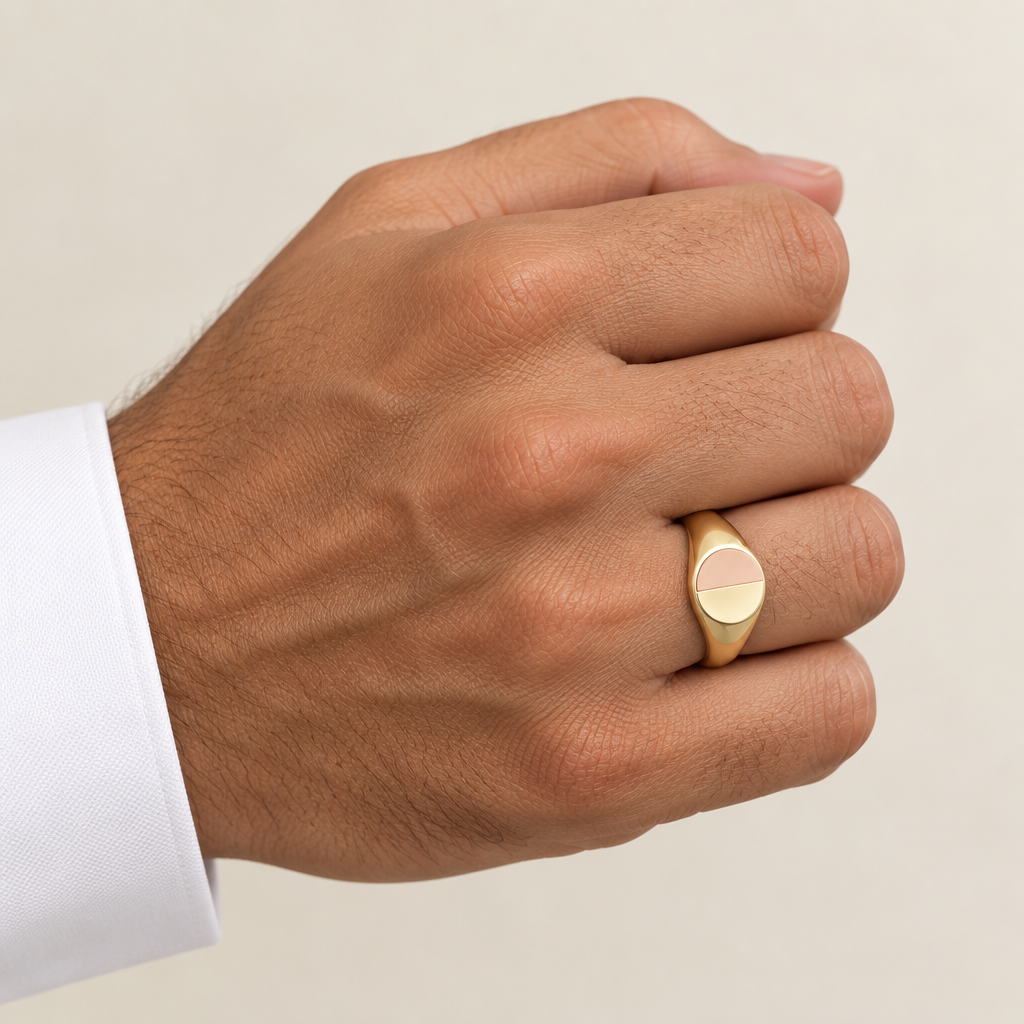 Anello uomo indossato a sigillo tondo oro giallo e rosa 18kt