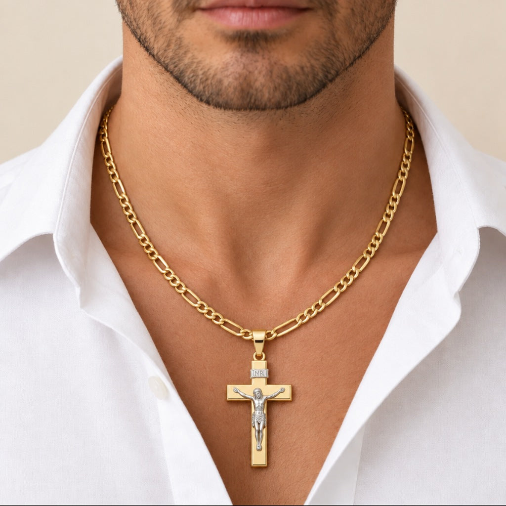 Croce scatolata con Cristo bicolore con catena figaro 4mm 50cm, oro 18kt 3,1x4,6cm