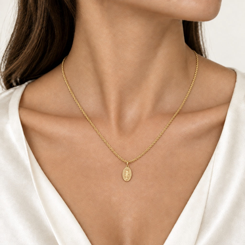 Ciondolo Madonna Miracolosa mis. 3 con catena fune 1,6mm 45cm, oro 18kt 0,8x1,2cm