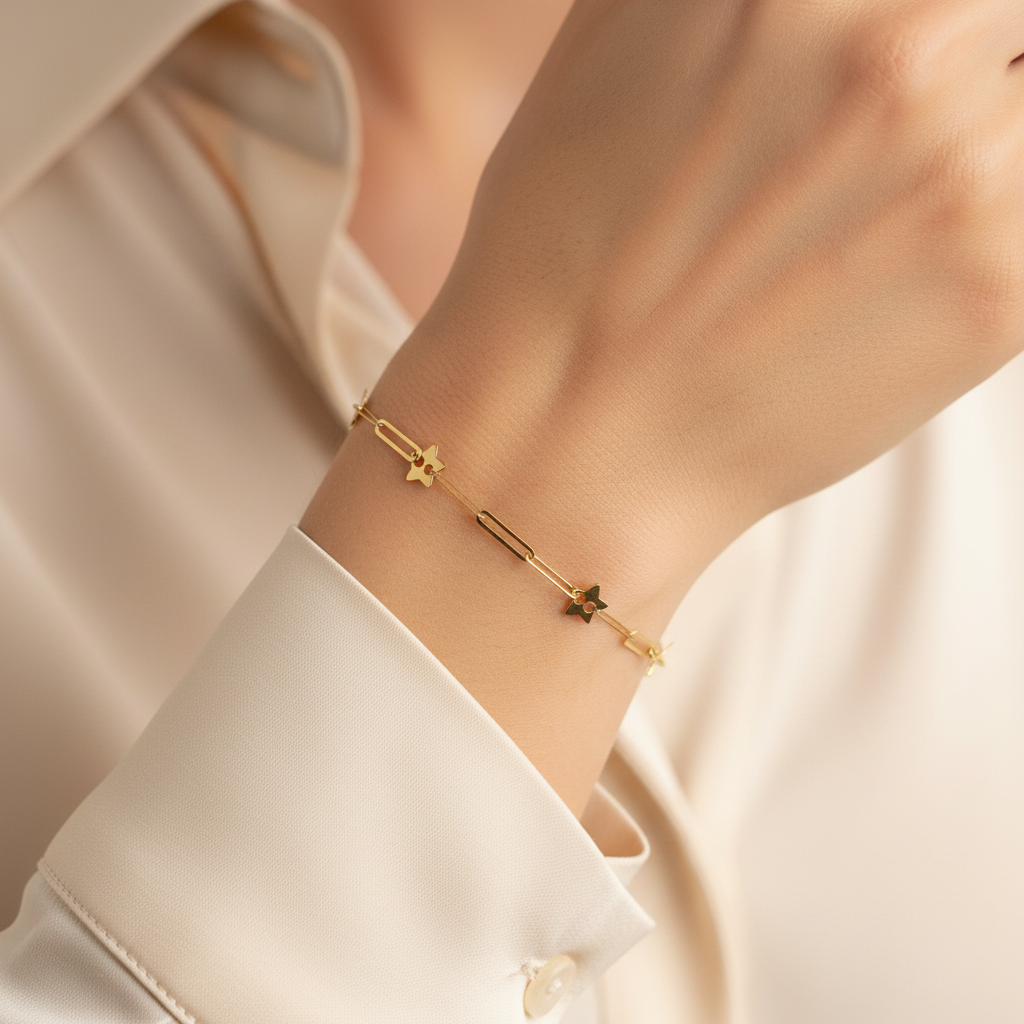 Bracciale forzatina stelle indossato