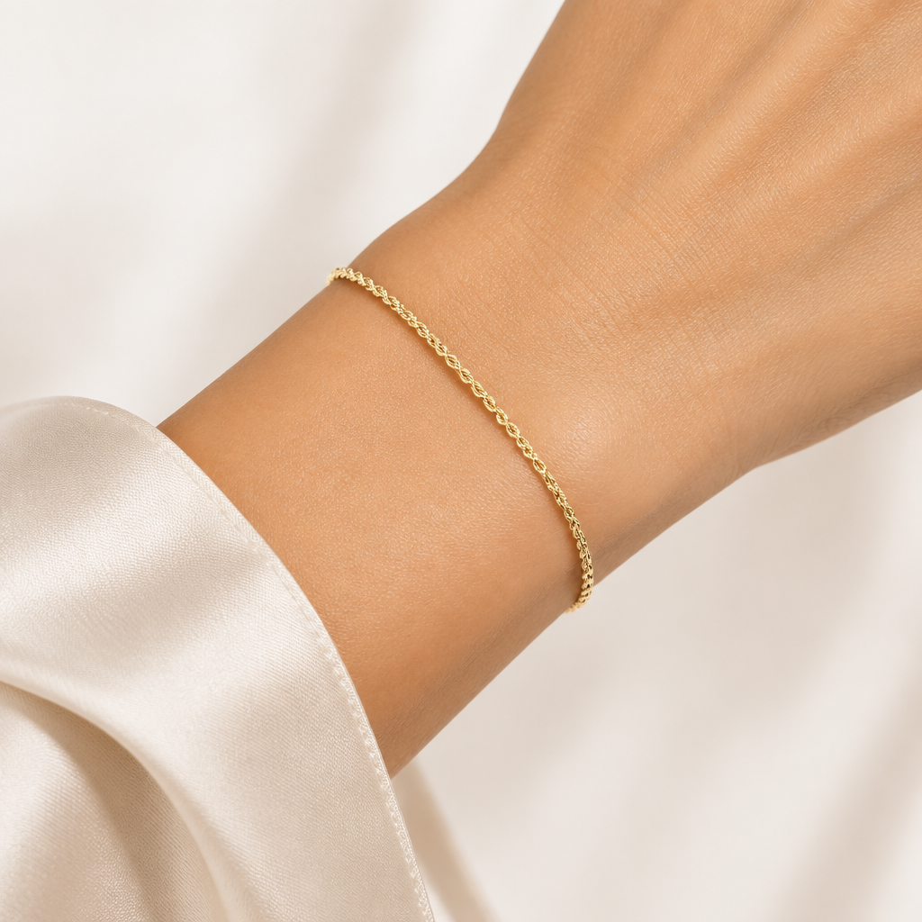 Bracciale fune indossato