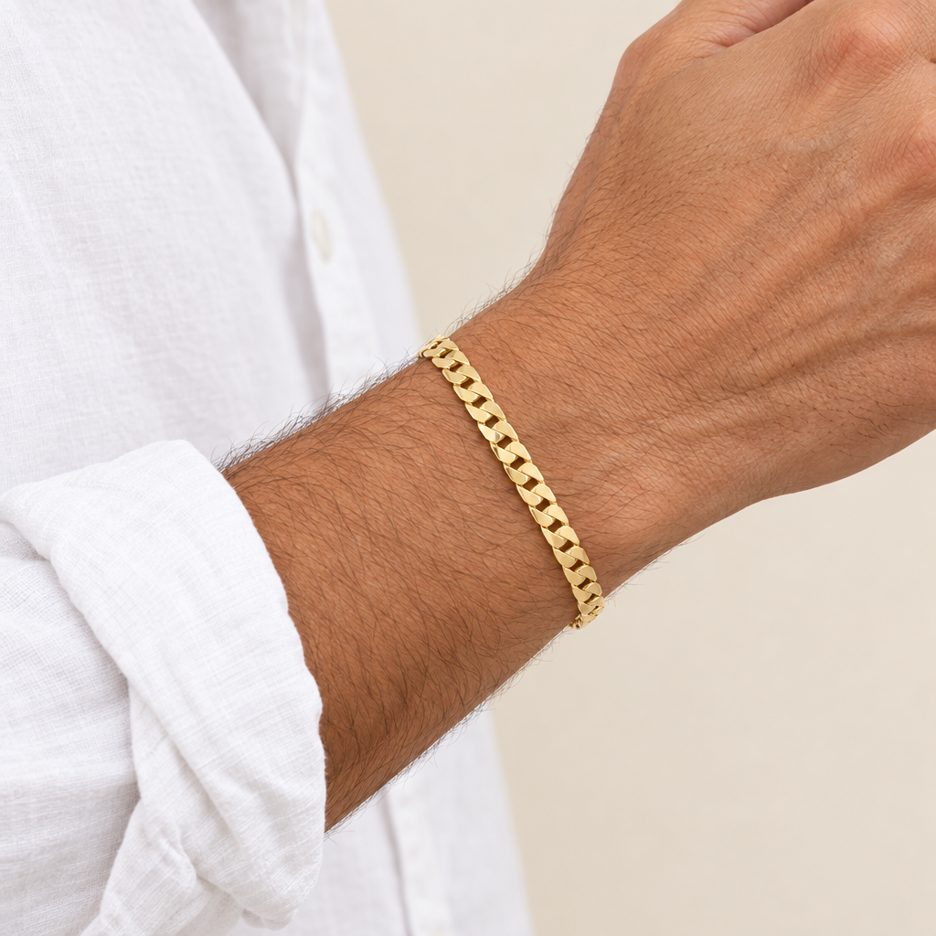 Bracciale grumetta quadrata pieno oro giallo 18kt 6mm 20cm indossato