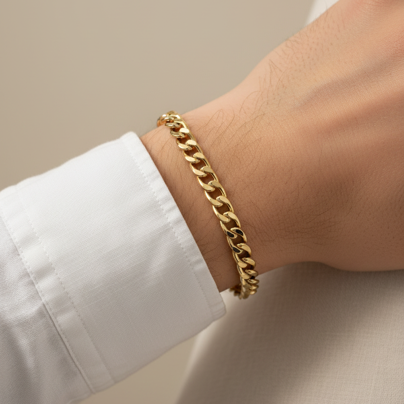 Bracciale grumetta vuoto oro giallo 18kt 4,5mm 20cm indossato