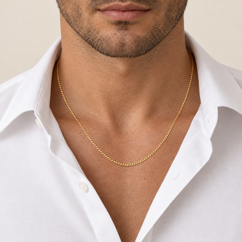 Catena grumetta piatta vuota oro giallo 18kt 2mm 50cm indossata